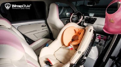 Volkswagen Mama Up! Concept for mothers with infants